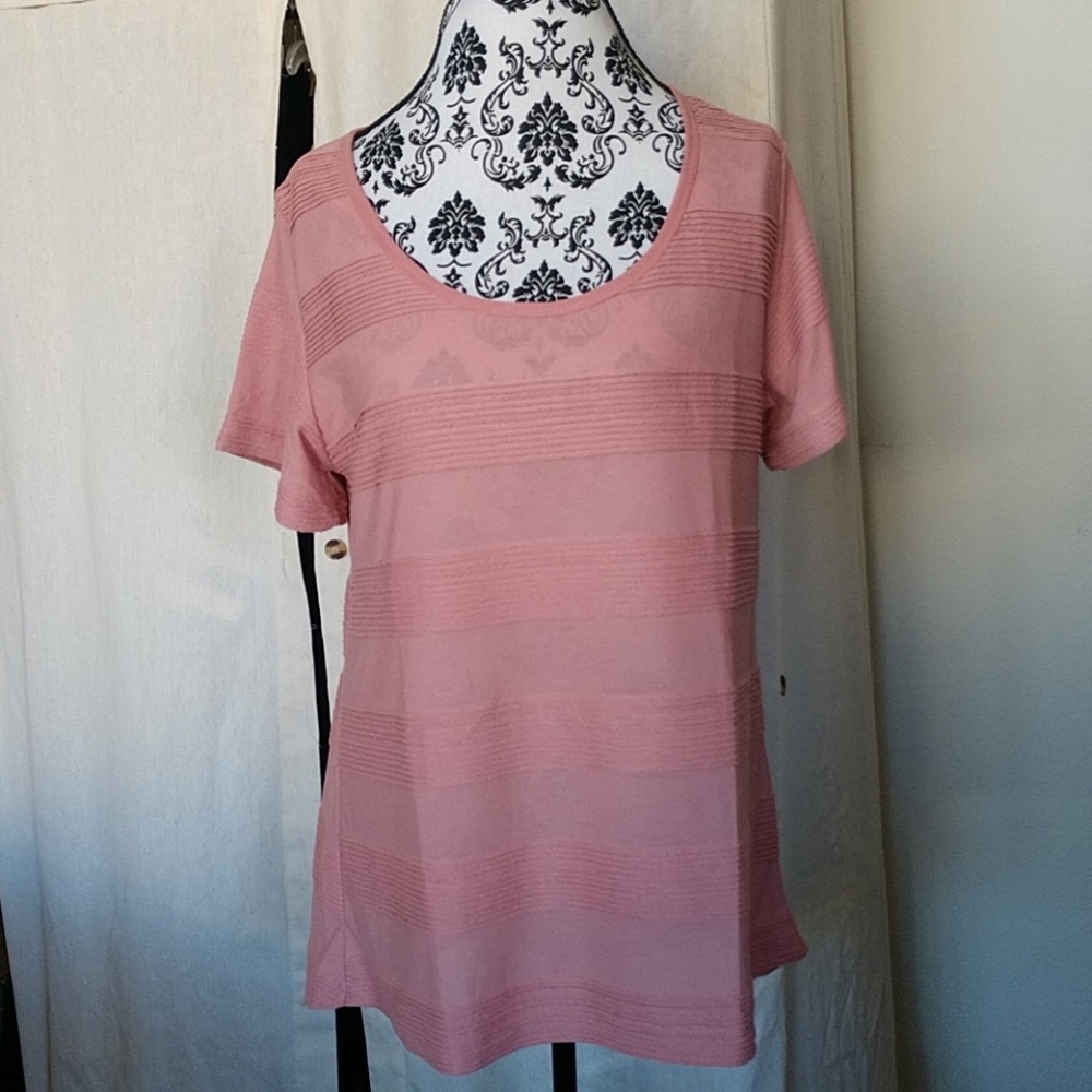 LulaRoe tshirt NWOT